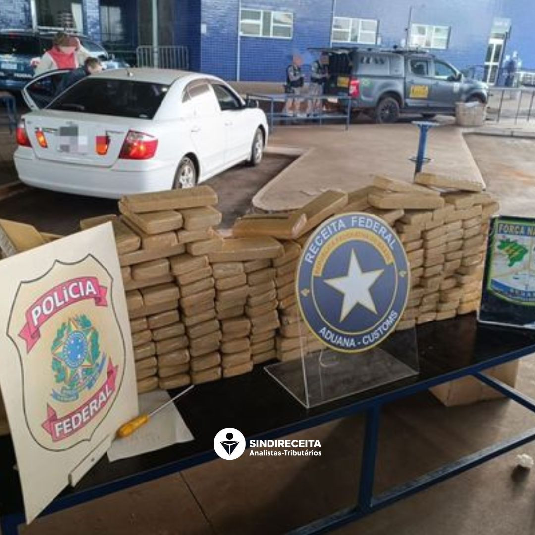 Aduana: Analistas-Tributários atuam na apreensão de 150 kg de drogas e retenção de mercadorias em Foz do Iguaçu/PR